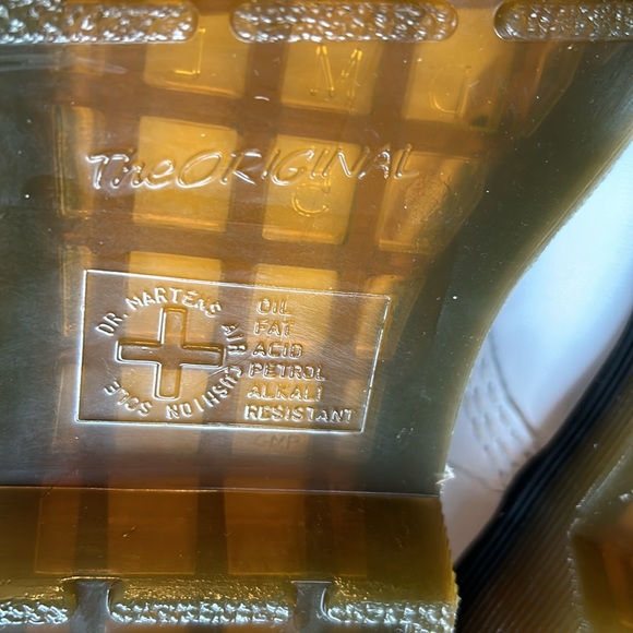 NEW Dr. martens 1460 white womens - Picture 4 of 6